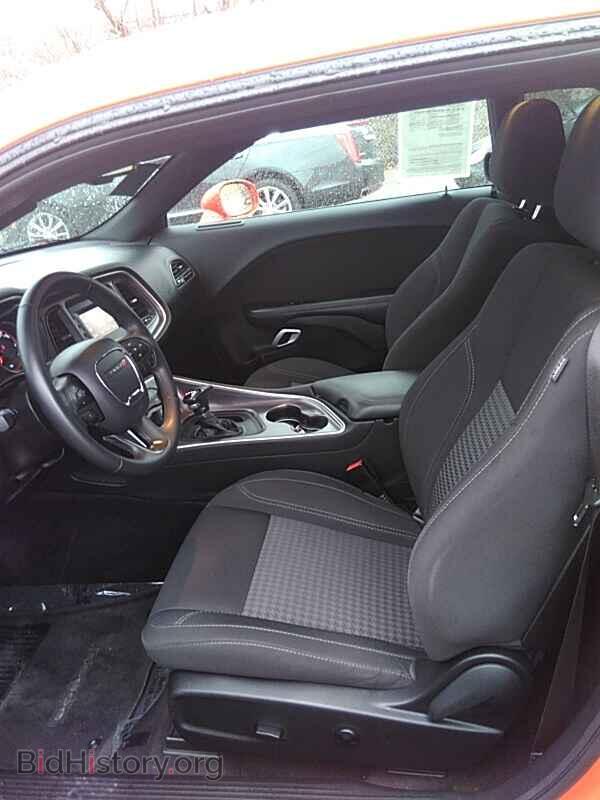 2017 Dodge Challenger - VIN: 2C3CDZBT2HH638081 - Фото 3