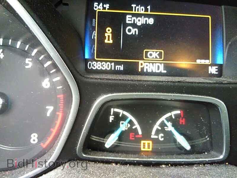 2017 Ford Focus - VIN: 1FADP3F24HL209555 - Фото 5