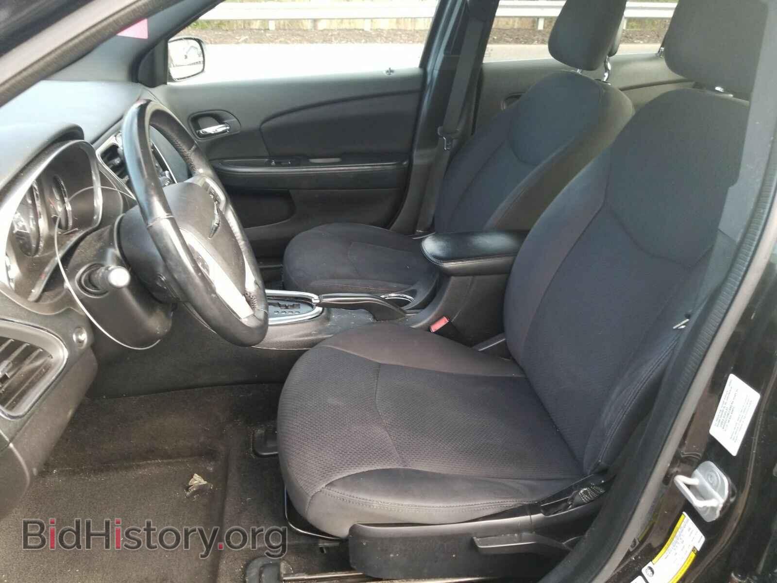 2013 Chrysler 200 - VIN: 1C3CCBBB0DN602084 - Photo 3