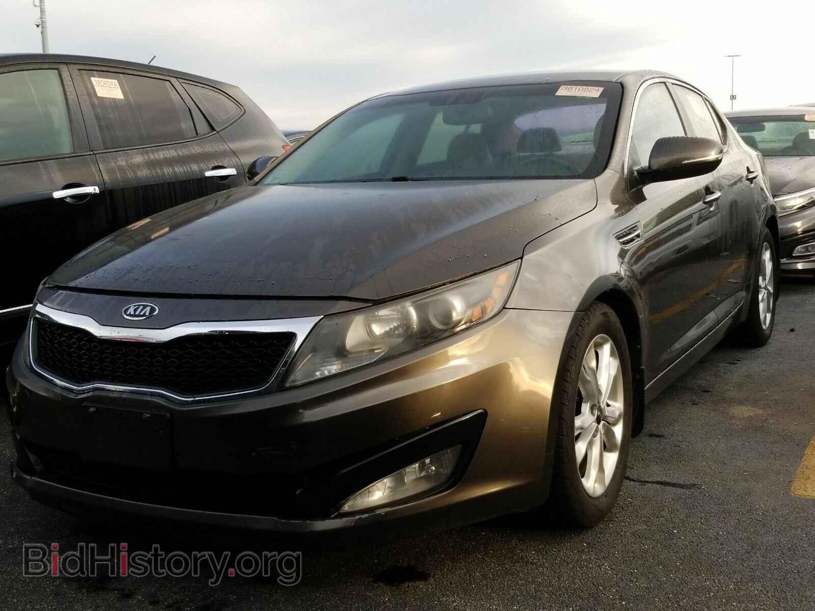 Фотография KNAGN4A70B5044943 - Kia Optima 2011