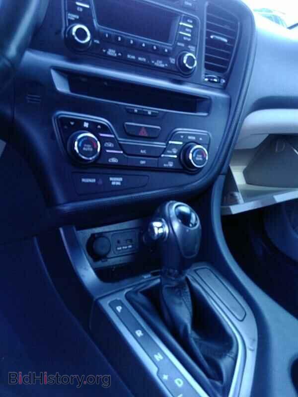 2011 Kia Optima - VIN: KNAGN4A70B5044943 - Фото 12