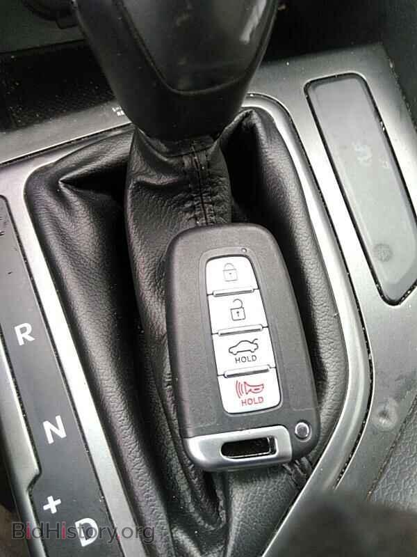 2011 Kia Optima - VIN: KNAGN4A70B5044943 - Фото 8