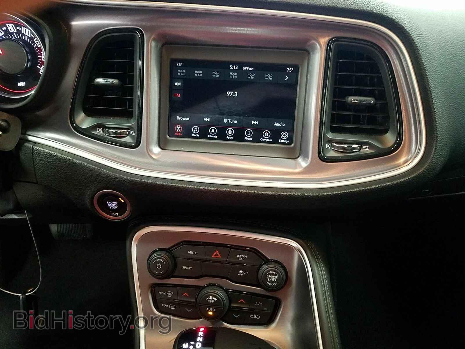 2019 Dodge Challenger - VIN: 2C3CDZAG8KH687801 - Фото 4