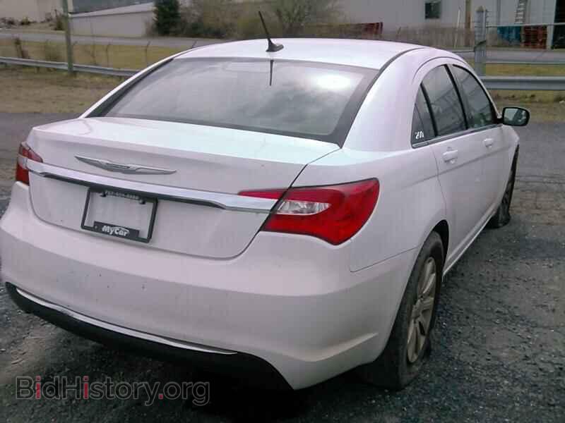 2014 Chrysler 200 - VIN: 1C3CCBBB1EN186712 - Фото 2
