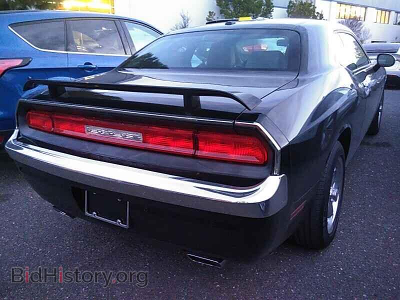 2013 Dodge Challenger - VIN: 2C3CDYAG9DH574064 - Photo 2