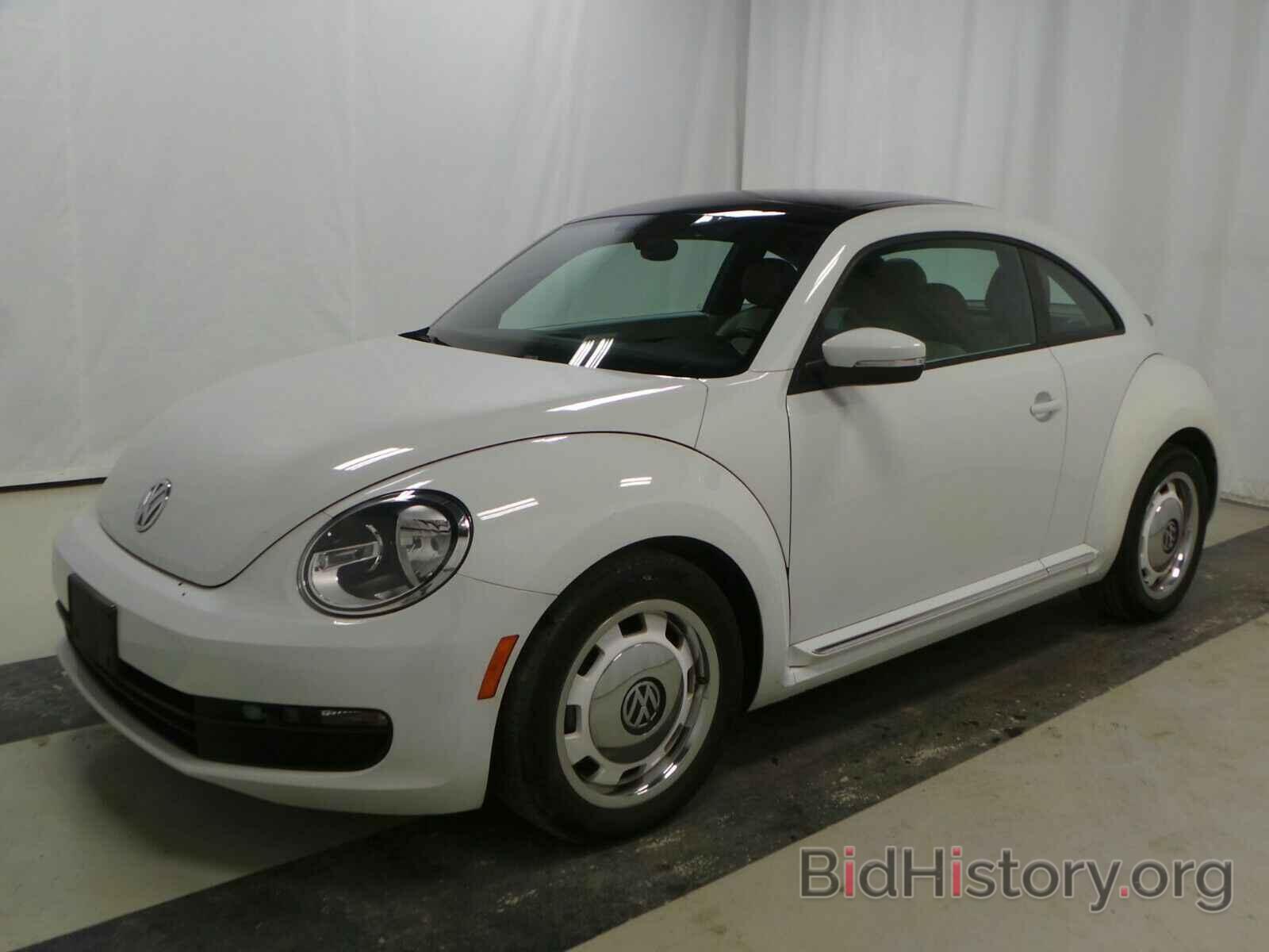 Photo 3VWJ07AT9GM615088 - Volkswagen Beetle Coupe 2016