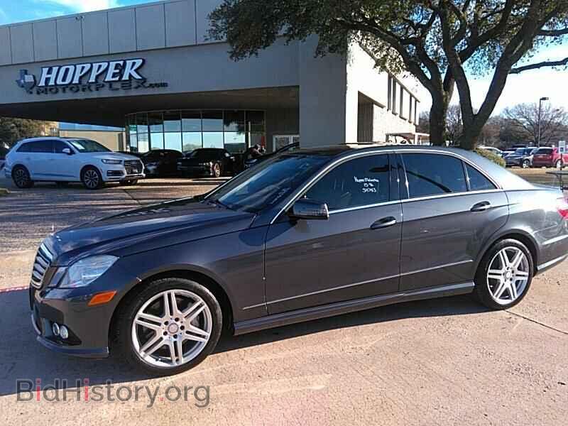 Photo WDDHF7CB0AA210347 - Mercedes-Benz E-Class 2010