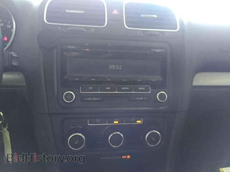 2013 Volkswagen Golf - VIN: WVWDB7AJ1DW138564 - Фото 4