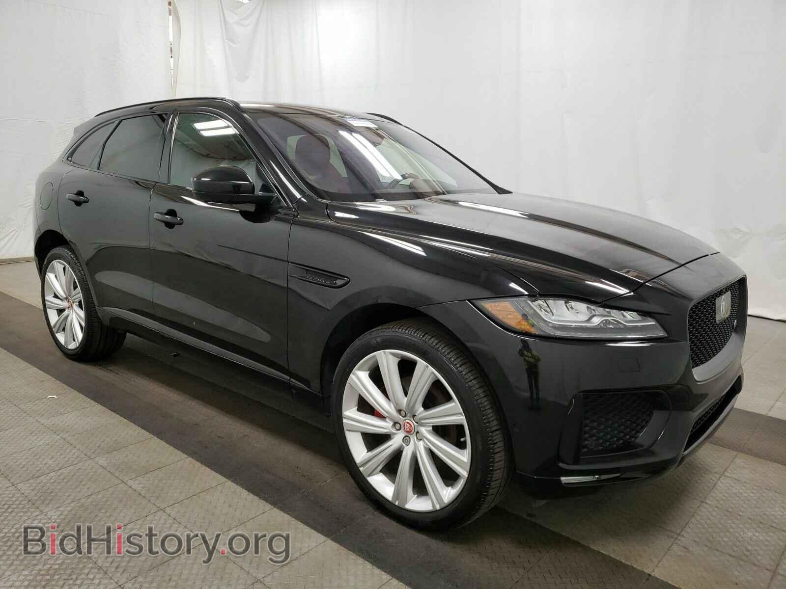 2017 Jaguar F-PACE - VIN: SADCM2BV3HA094701 - Фото 3