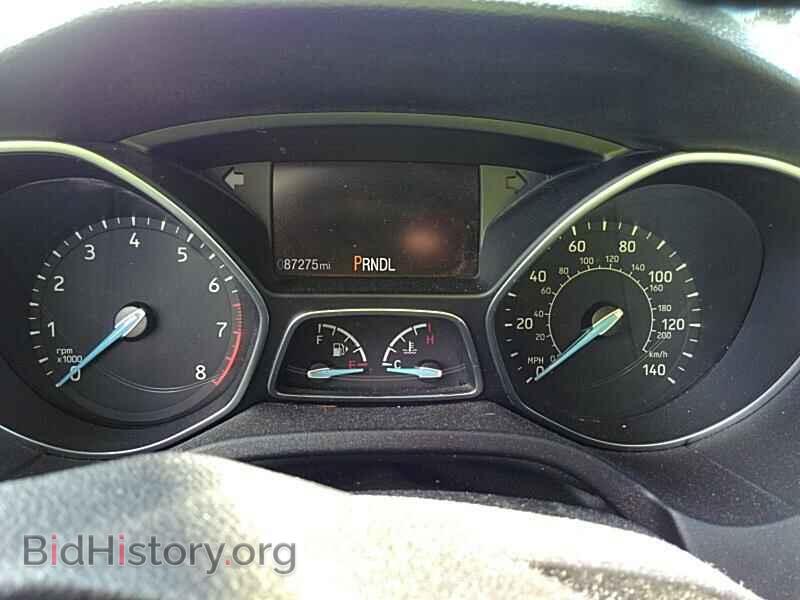 2016 Ford Focus - VIN: 1FADP3K25GL276444 - Photo 5