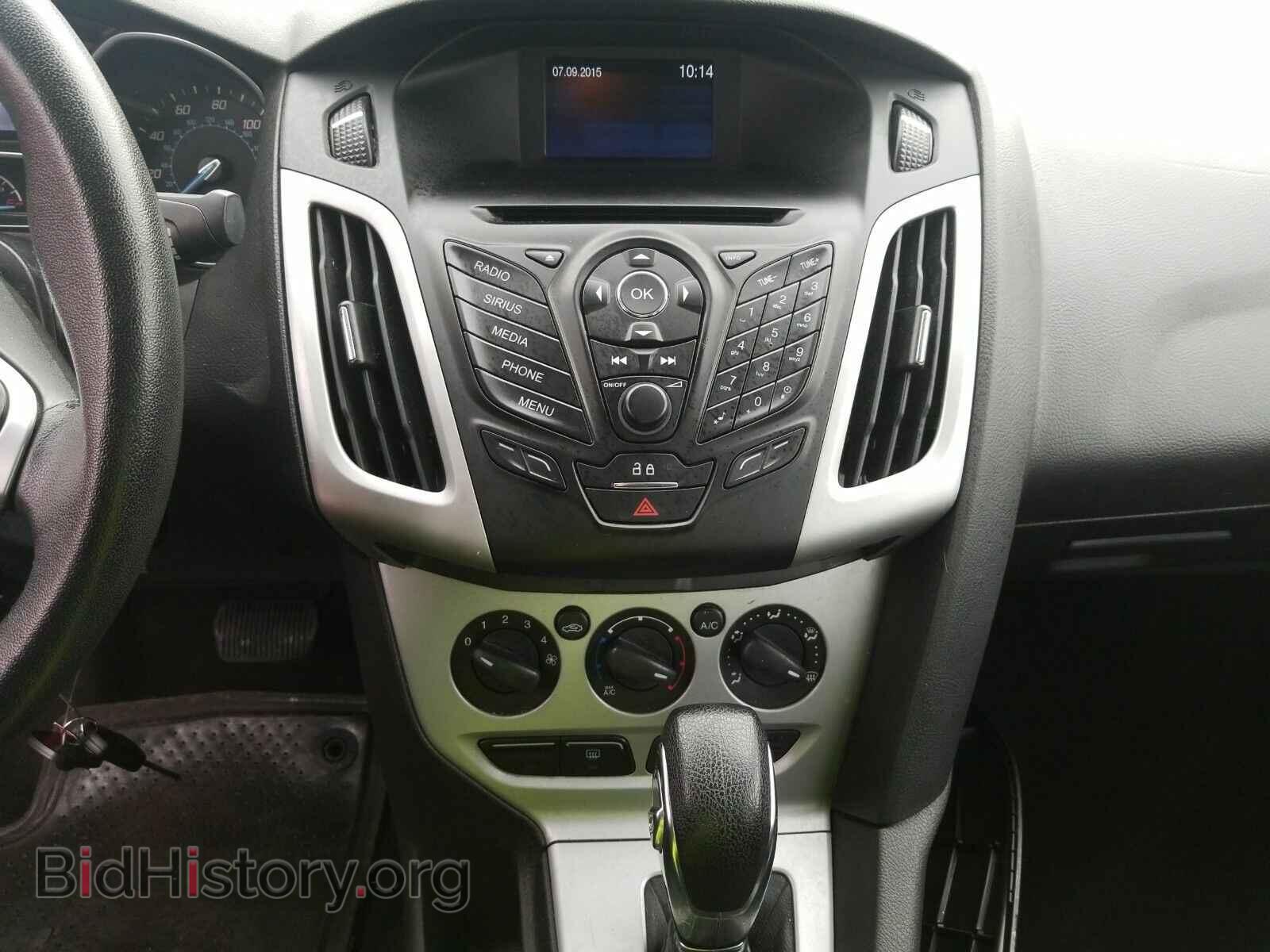 2014 Ford Focus - VIN: 1FADP3F2XEL347595 - Фото 4