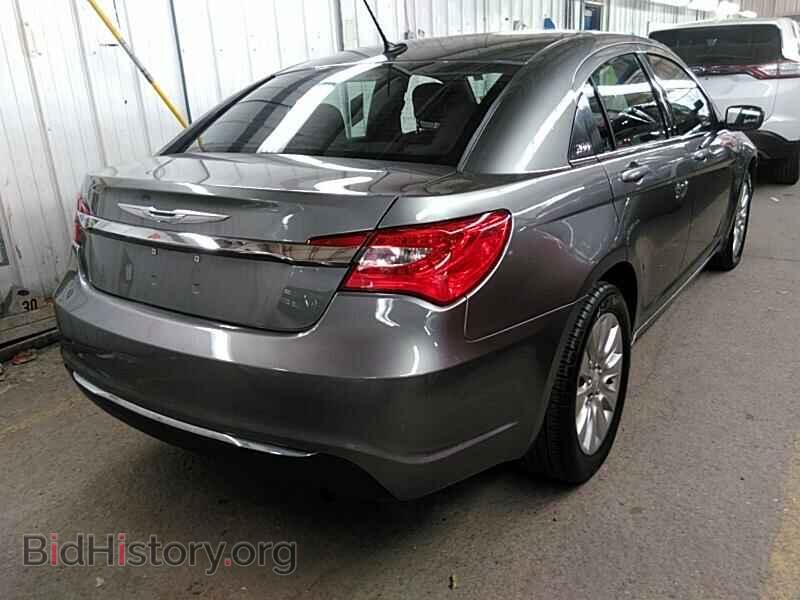 2012 Chrysler 200 - VIN: 1C3CCBAB4CN282557 - Фото 2