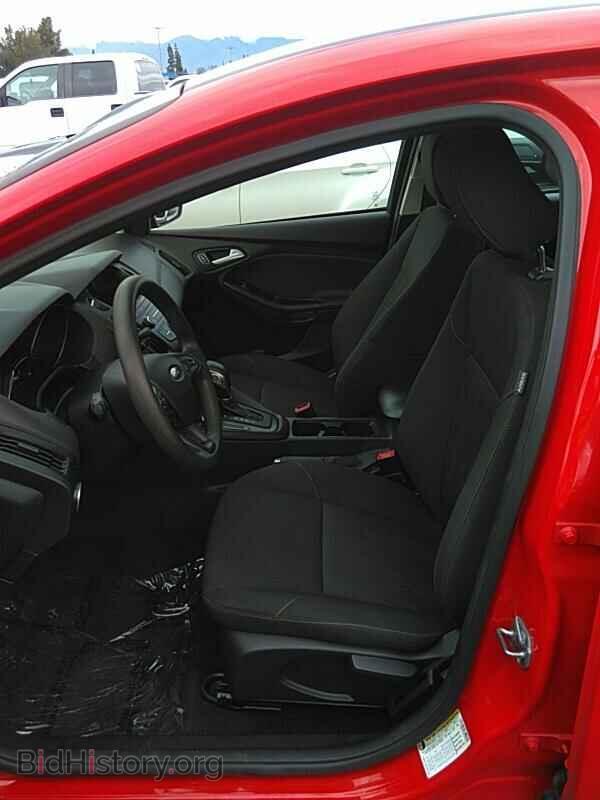 2017 Ford Focus - VIN: 1FADP3F29HL285661 - Фото 3