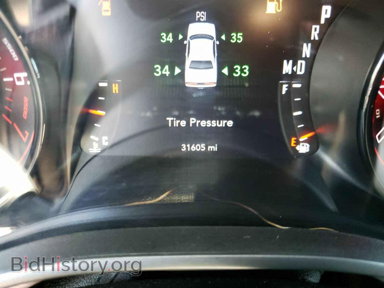 2018 Dodge Challenger - VIN: 2C3CDZAG4JH217019 - Фото 5