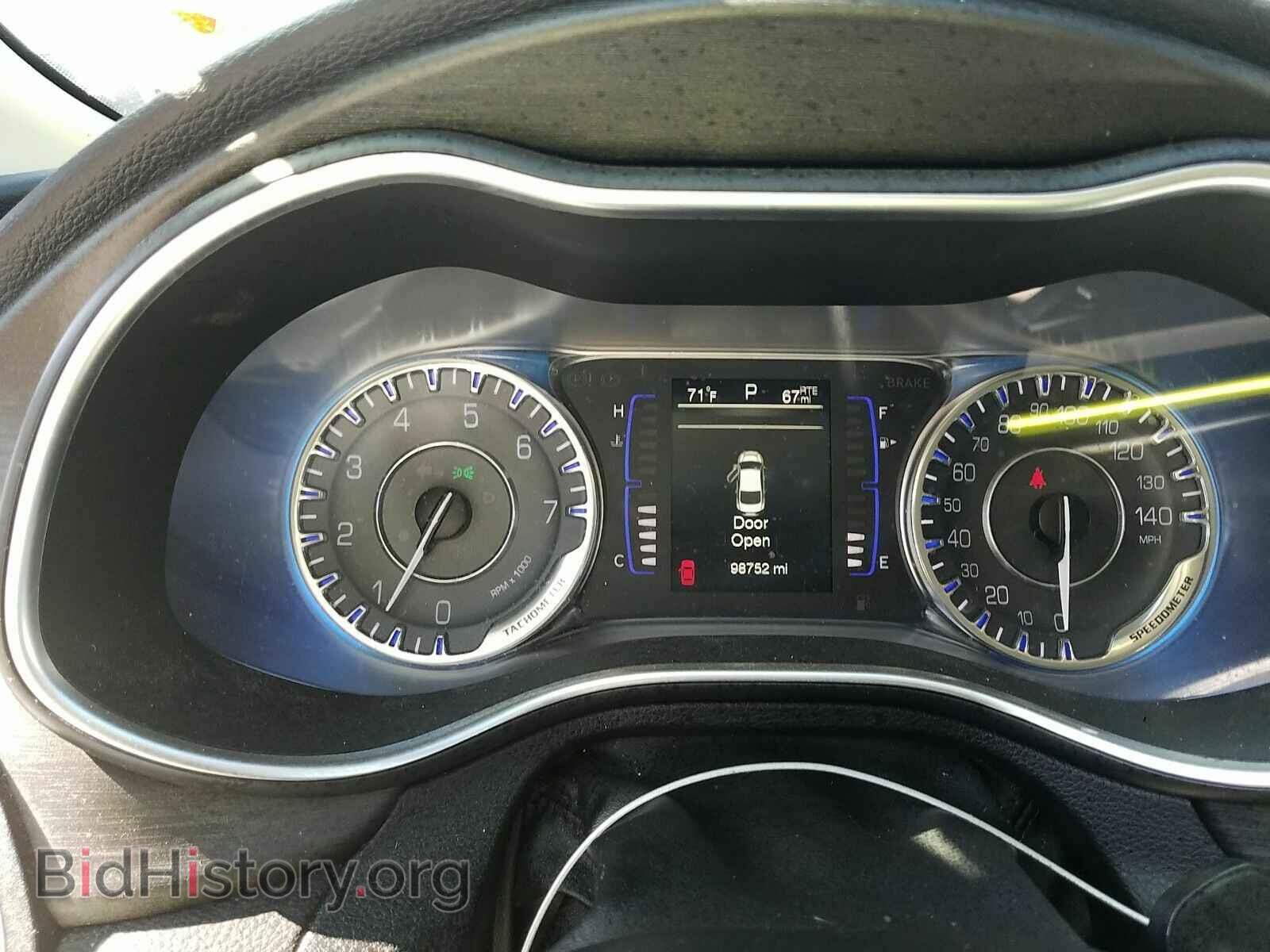 2016 Chrysler 200 - VIN: 1C3CCCAB4GN185614 - Фото 5