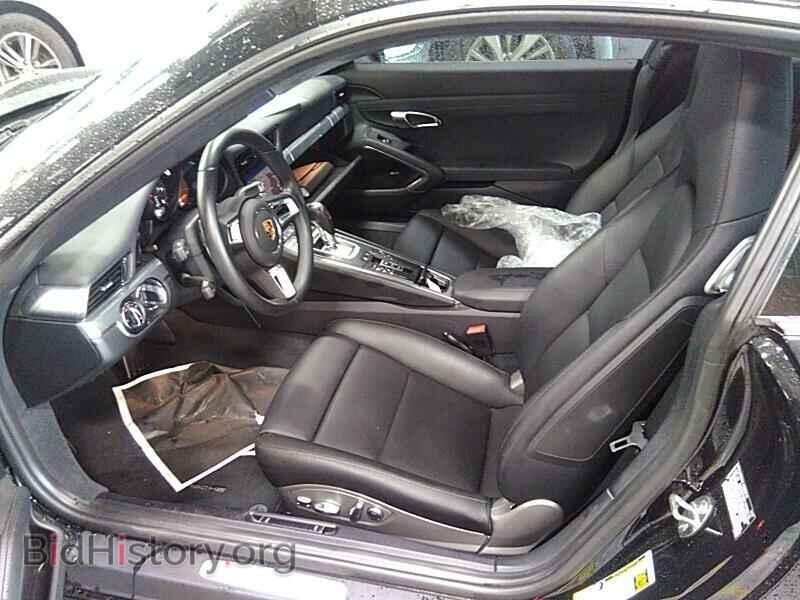 2018 Porsche 911 - VIN: WP0AA2A92JS105588 - Фото 3