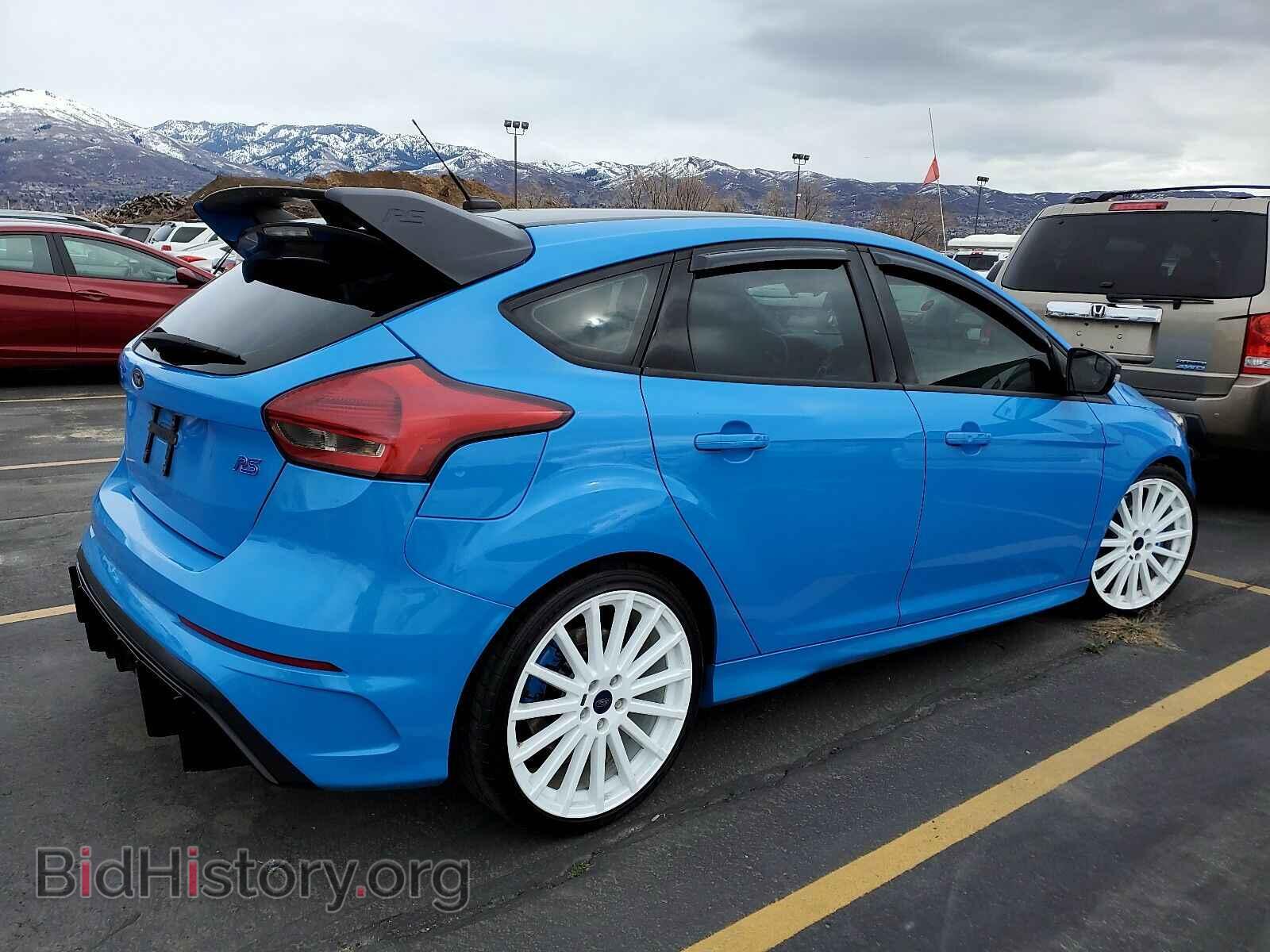 2016 Ford Focus - VIN: WF0DP3TH8G4115932 - Photo 2