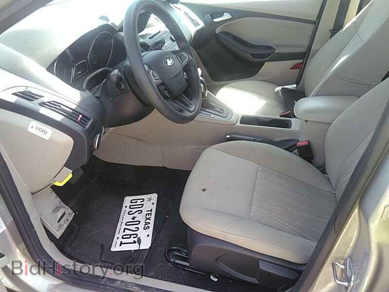 2015 Ford Focus - VIN: 1FADP3F29FL347475 - Photo 3