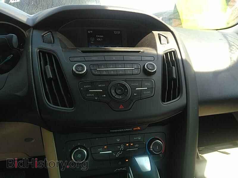 2015 Ford Focus - VIN: 1FADP3F29FL347475 - Photo 4