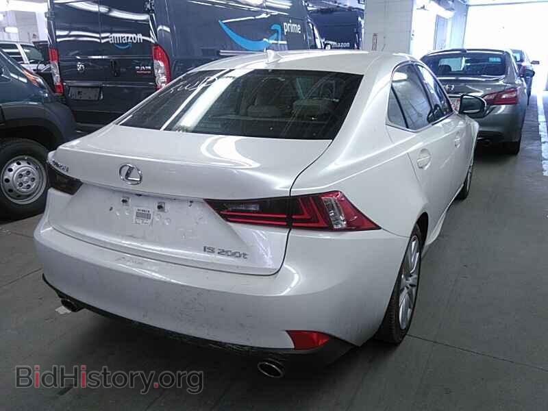 2016 Lexus IS 200t - VIN: JTHBA1D29G5017527 - Фото 2