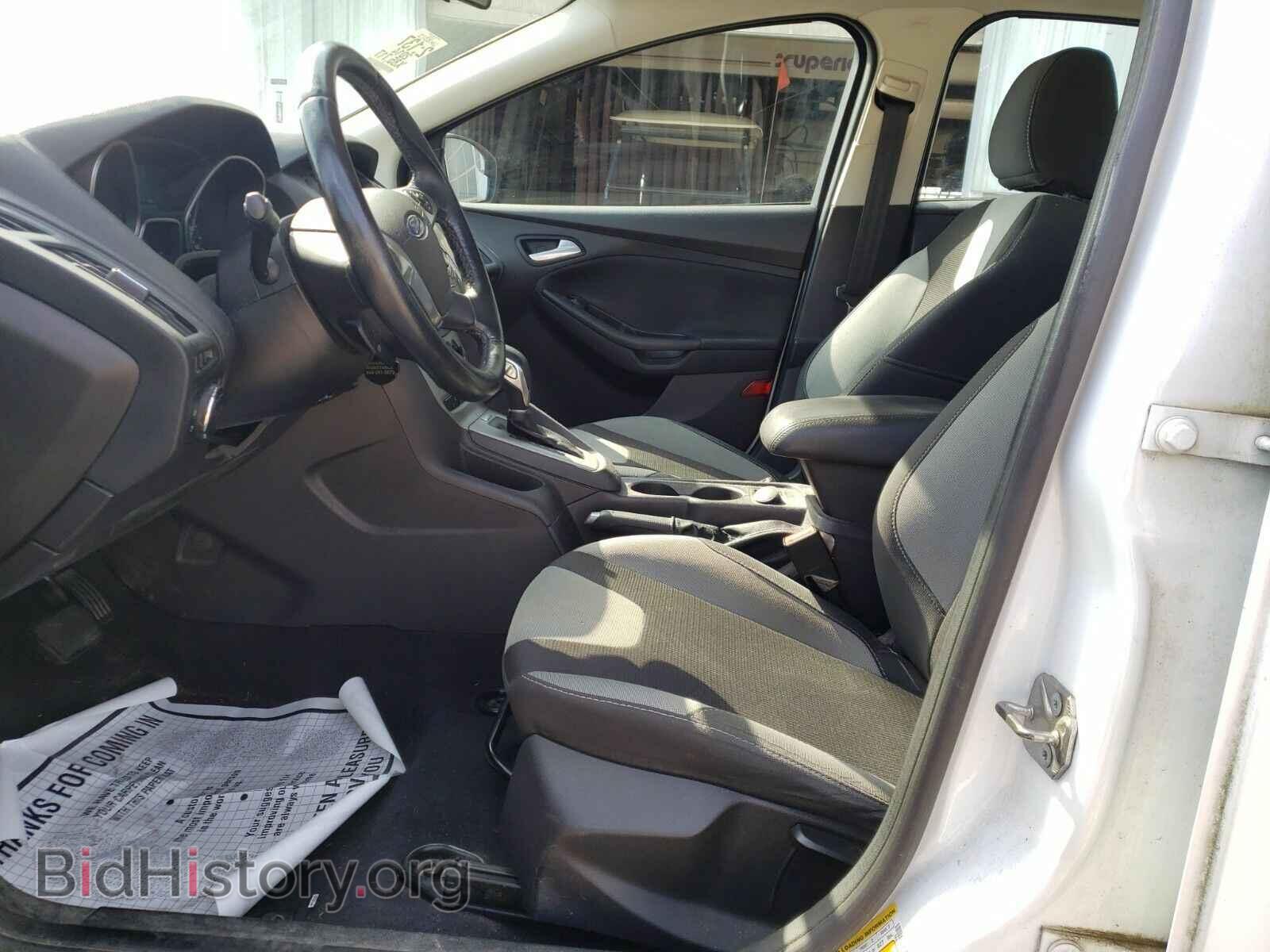 2014 Ford Focus - VIN: 1FADP3F24EL396209 - Фото 3