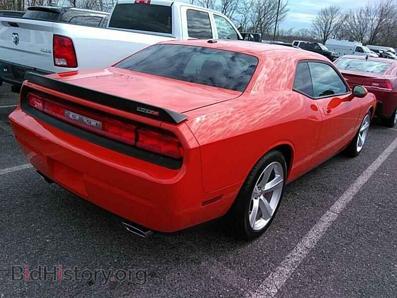 2009 Dodge Challenger - VIN: 2B3LJ74W79H569603 - Фото 2