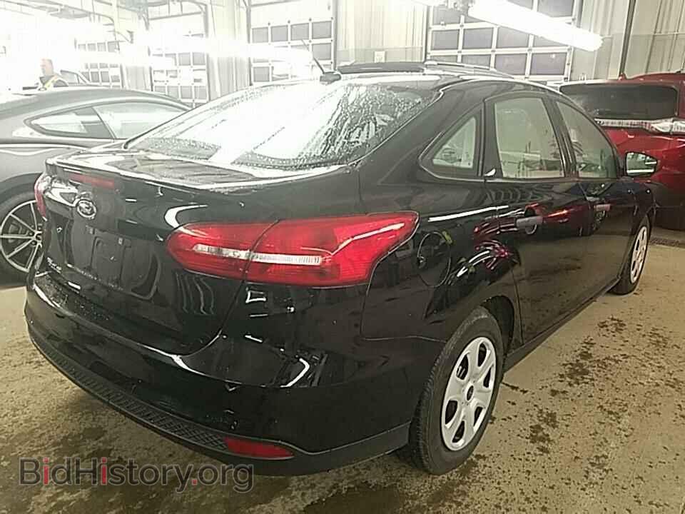 2017 Ford Focus - VIN: 1FADP3E27HL236735 - Фото 2