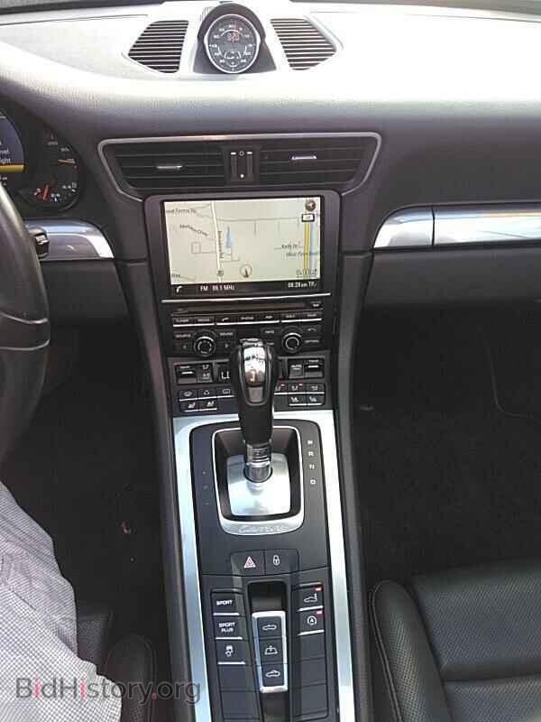 2013 Porsche 911 - VIN: WP0CA2A96DS141233 - Фото 4