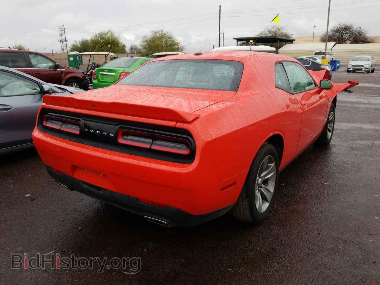2019 Dodge Challenger - VIN: 2C3CDZAG6KH687697 - Фото 2