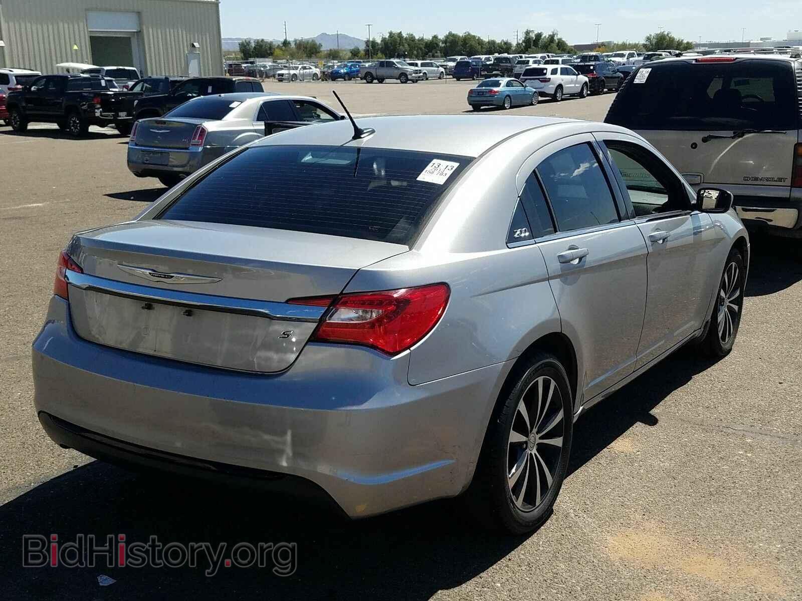 2013 Chrysler 200 - VIN: 1C3CCBBBXDN509976 - Фото 2