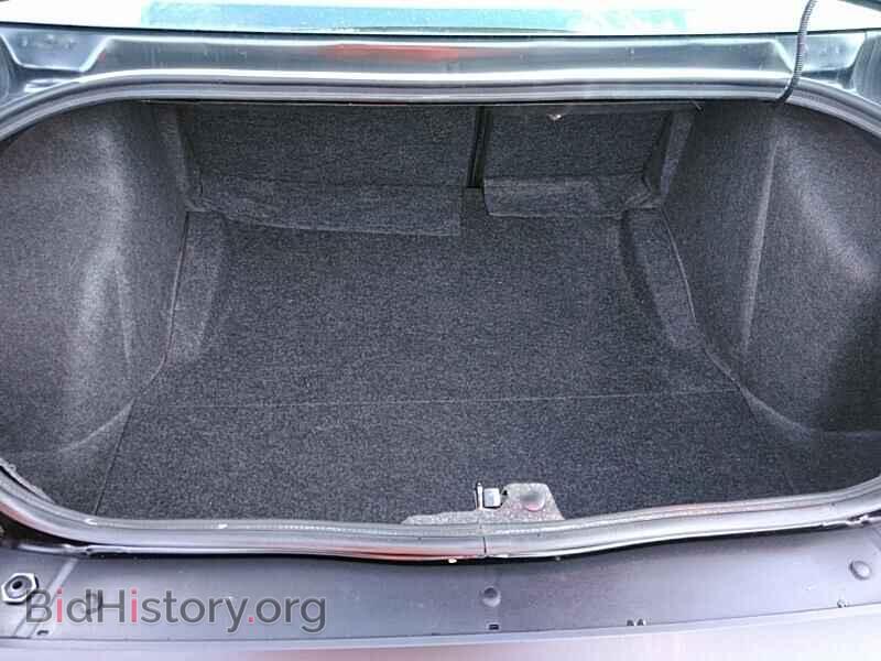 2013 Dodge Challenger - VIN: 2C3CDYAG0DH520944 - Photo 7