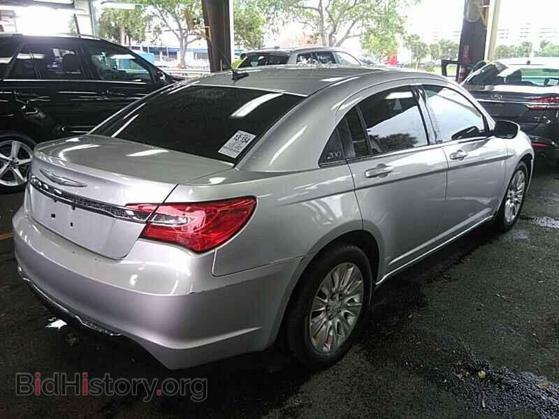 2012 Chrysler 200 - VIN: 1C3CCBAG6CN255307 - Фото 2