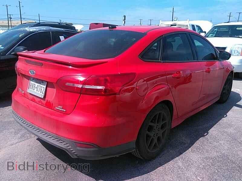 2016 Ford Focus - VIN: 1FADP3F28GL369064 - Photo 2
