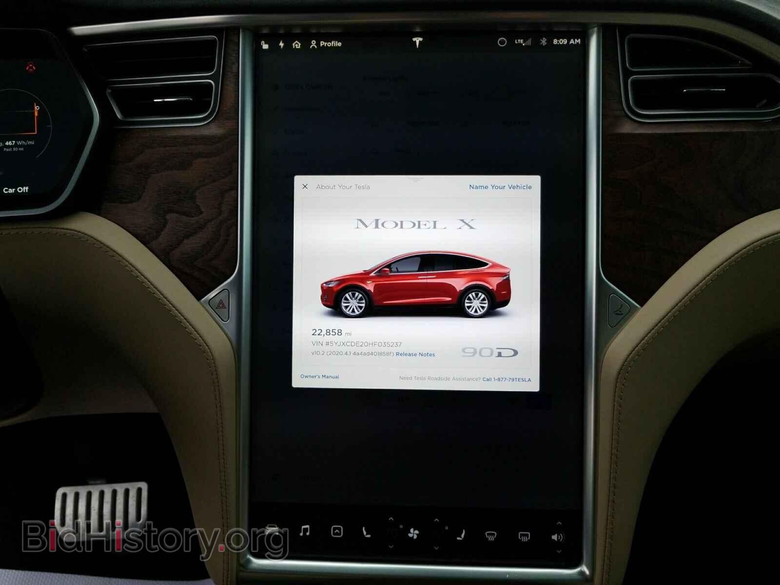 2017 Tesla Model X - VIN: 5YJXCDE20HF035237 - Photo 4