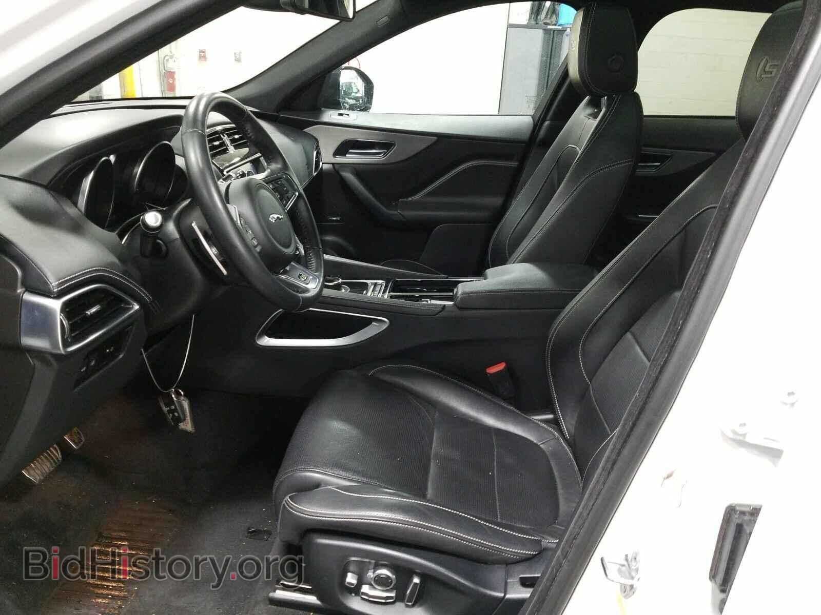 2018 Jaguar F-PACE - VIN: SADCM2FVXJA292241 - Фото 3