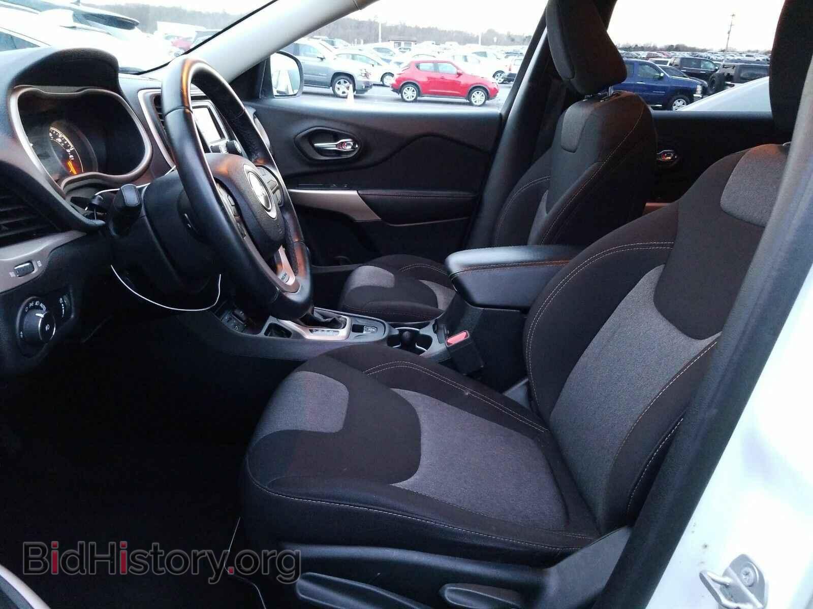 2018 Jeep Cherokee - VIN: 1C4PJLCBXJD544252 - Фото 3