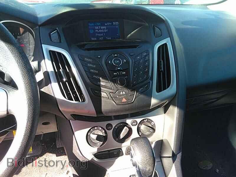 2014 Ford Focus - VIN: 1FADP3F24EL159574 - Фото 4