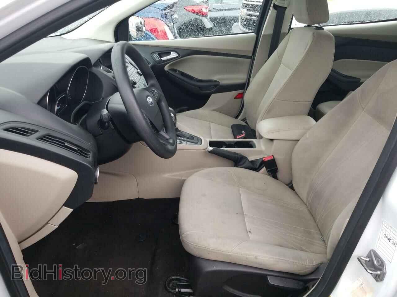 2017 Ford Focus - VIN: 1FADP3F23HL267673 - Фото 3