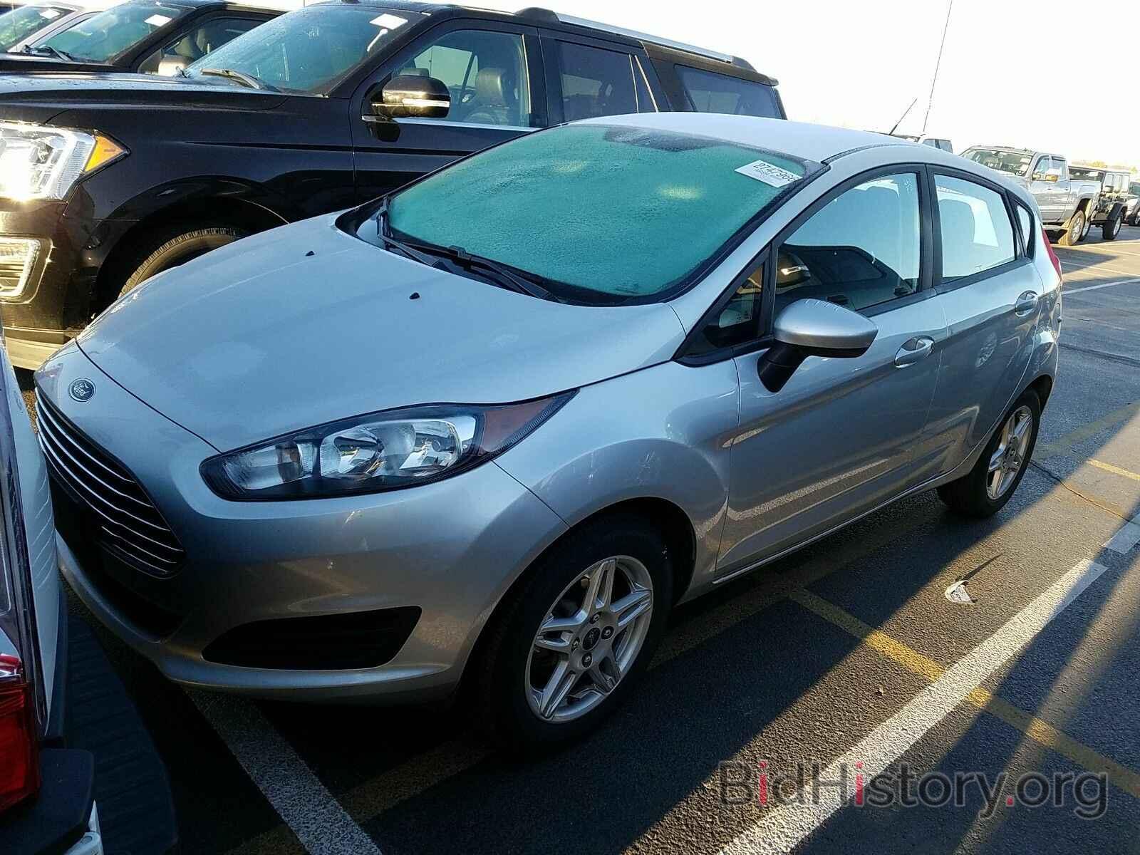 Photo 3FADP4EJ1KM123897 - Ford Fiesta 2019