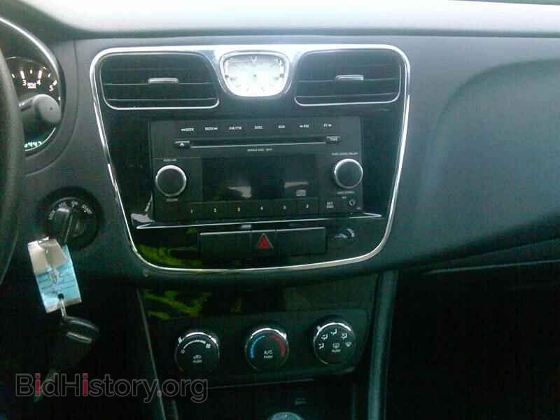 2011 Chrysler 200 - VIN: 1C3BC4FB5BN535626 - Фото 4