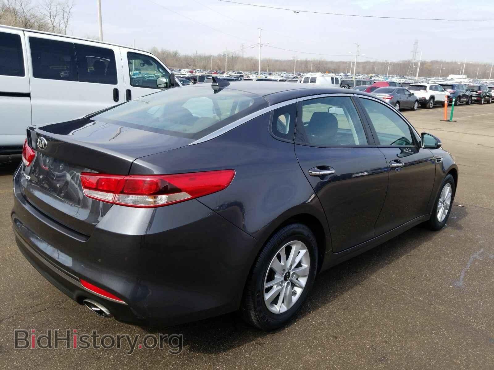 2017 Kia Optima - VIN: KNAGT4L3XH5161132 - Фото 2