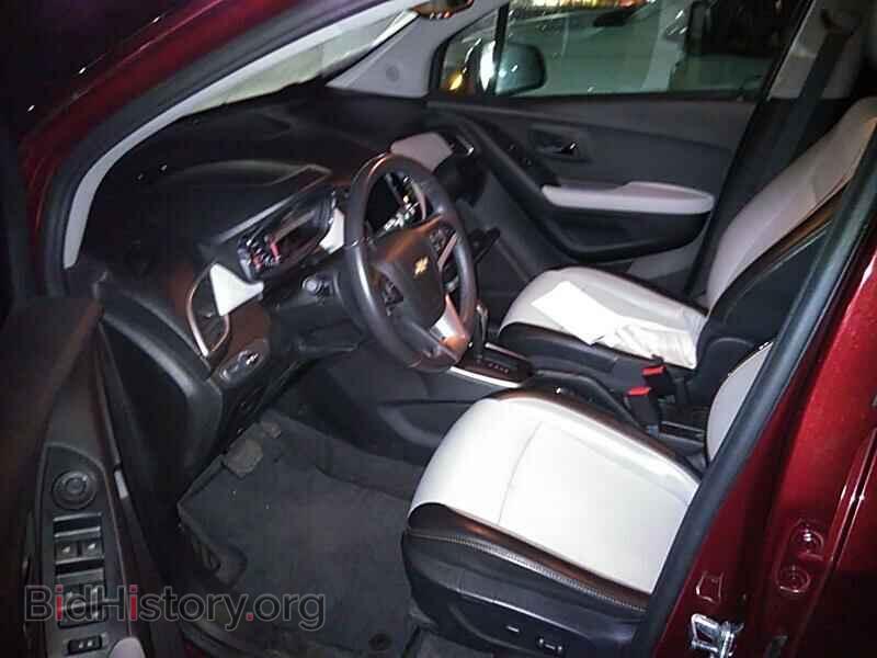 2017 Chevrolet Trax - VIN: 3GNCJPSB6HL192709 - Фото 3