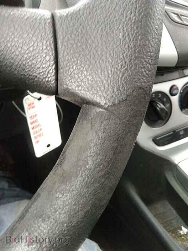 2013 Ford Focus - VIN: 1FADP3F20DL321103 - Photo 8