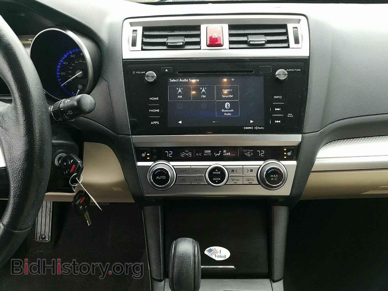 2017 Subaru Outback - VIN: 4S4BSAFC6H3317412 - Фото 4