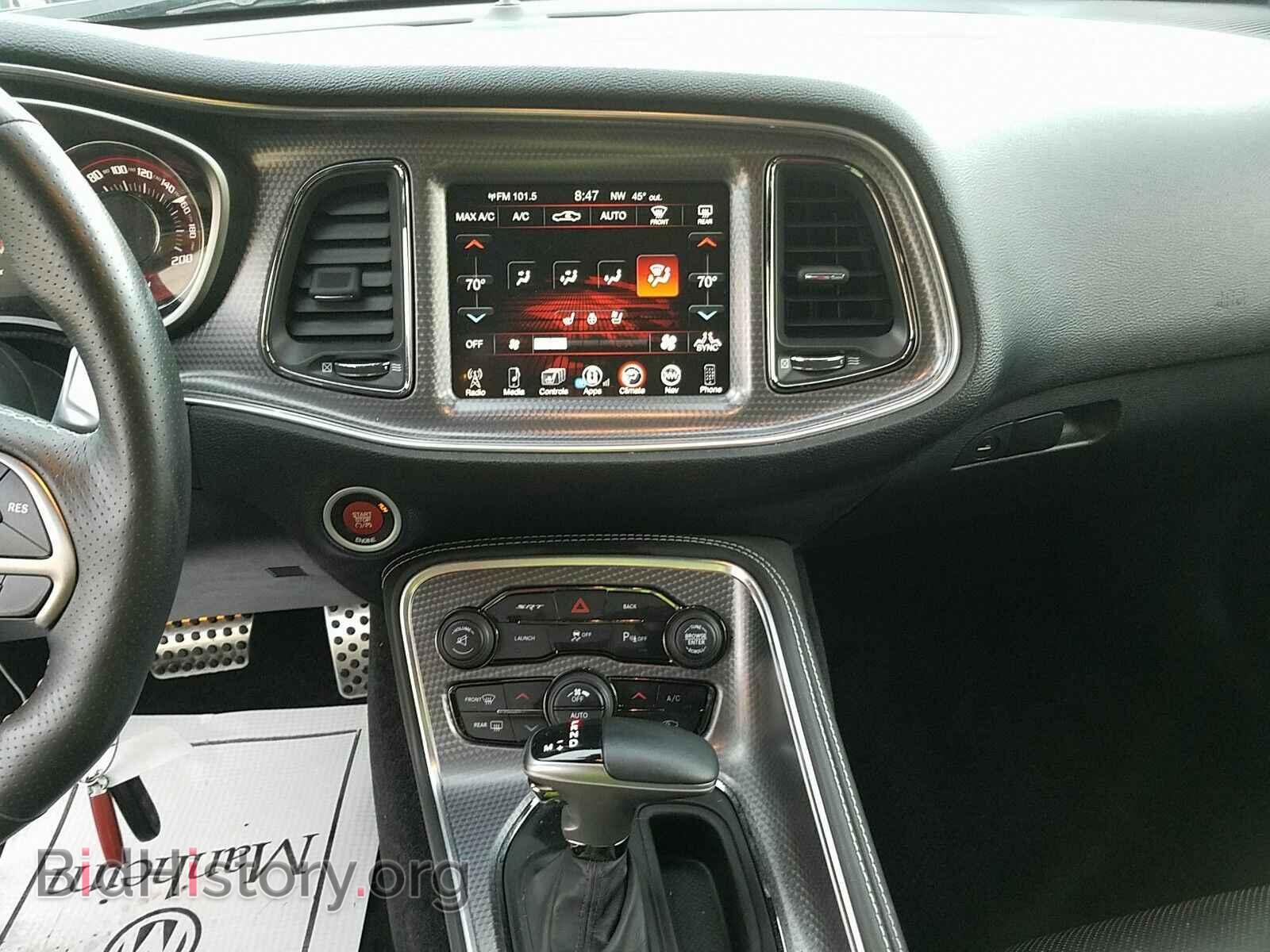 2016 Dodge Challenger - VIN: 2C3CDZC91GH239616 - Photo 4