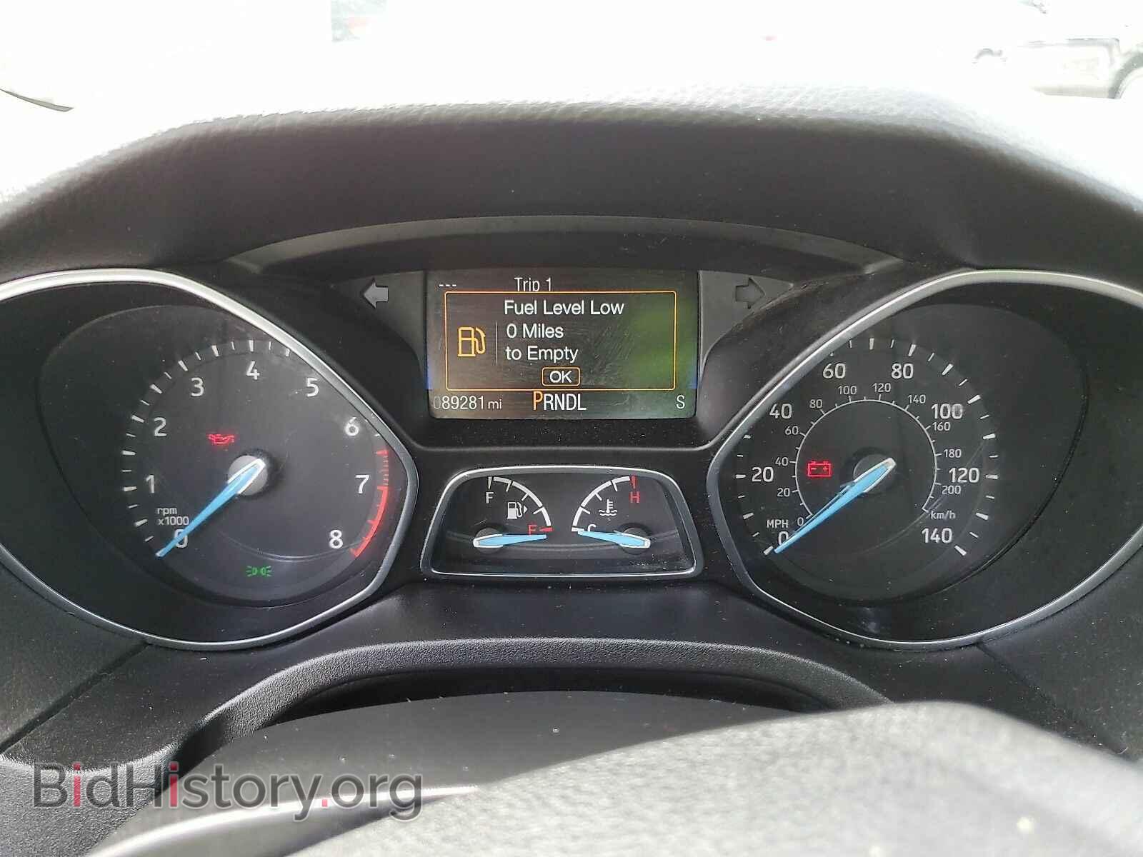 2017 Ford Focus - VIN: 1FADP3F28HL204553 - Фото 5