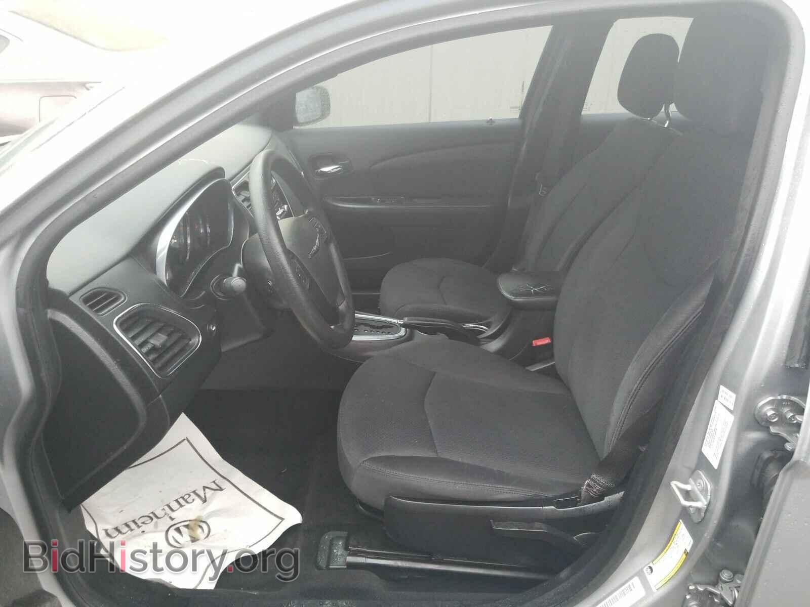 2014 Chrysler 200 - VIN: 1C3CCBAB9EN205203 - Фото 3