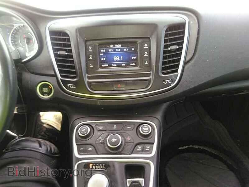 2016 Chrysler 200 - VIN: 1C3CCCFB4GN191678 - Фото 4