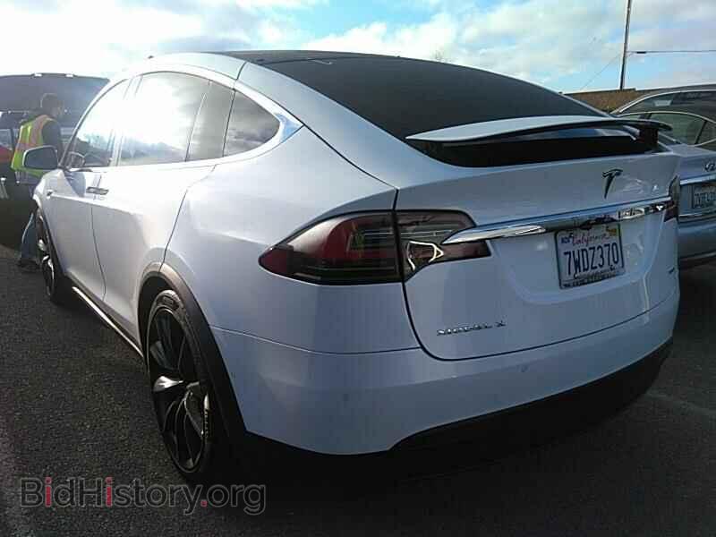 2016 Tesla Model X - VIN: 5YJXCBE2XGF021333 - Photo 9