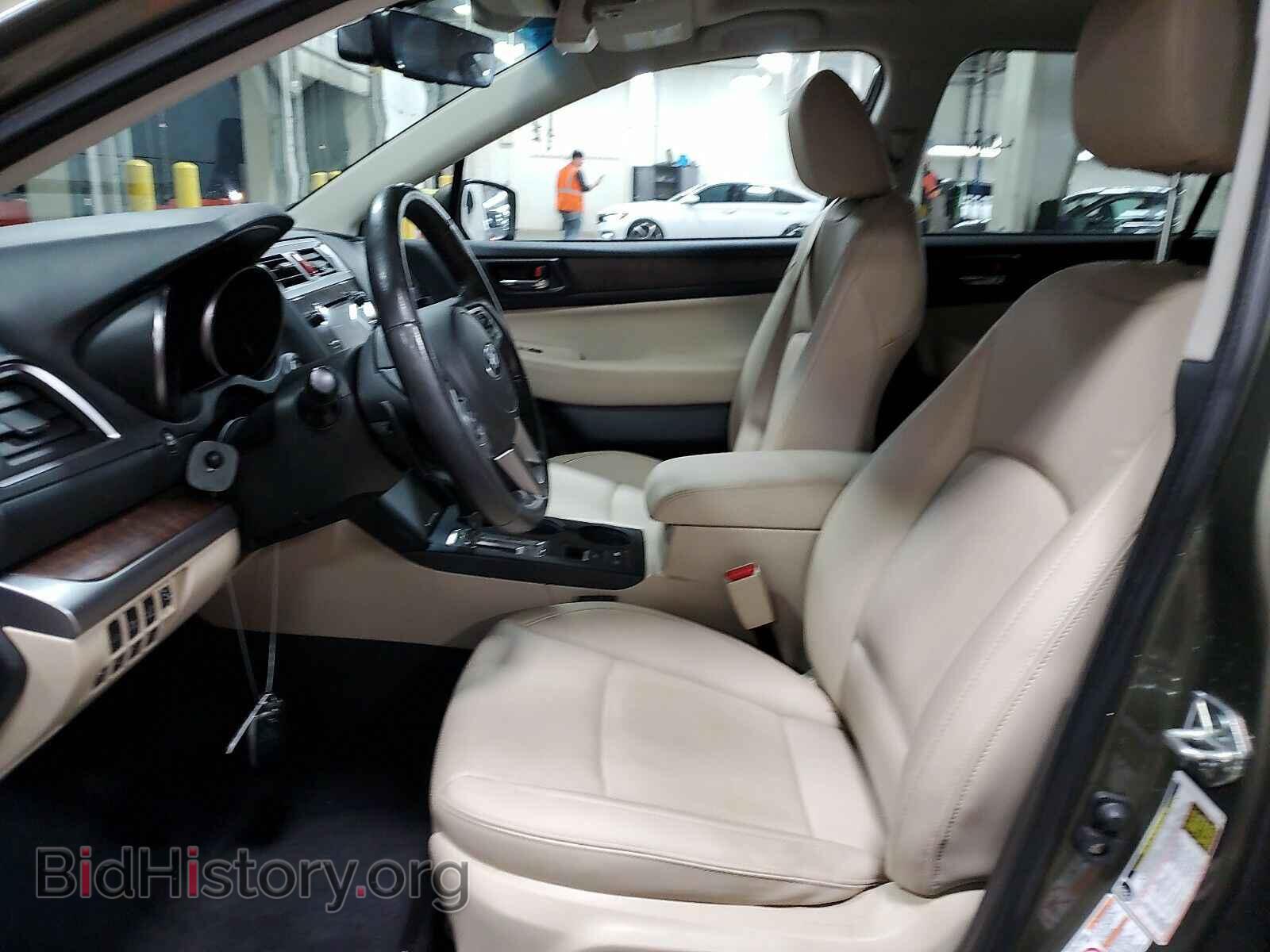 2017 Subaru Outback - VIN: 4S4BSANC3H3262290 - Фото 3